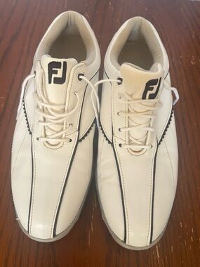 FootJoy White Athletic Golf Shoes with Black Trim